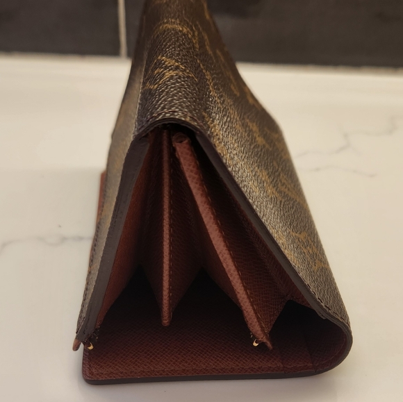 Louis Vuitton Monogram Wallet With COA - Picture 12 of 15